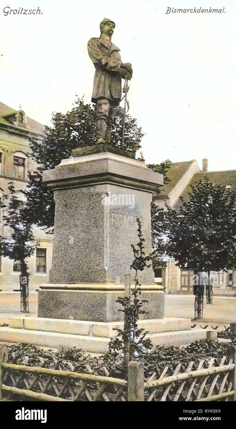 Monuments and memorials to Otto von Bismarck, Buildings in Groitzsch, Picket fences in Germany, 1913, Landkreis Leipzig, Groitzsch, Bismarckdenkmal Stock Photo
