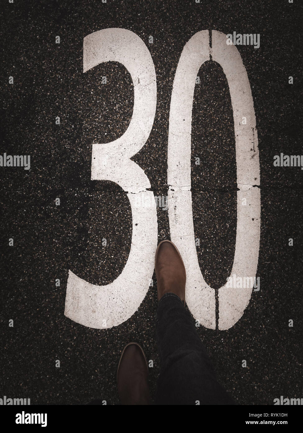 30 zone hi-res stock photography and images - Alamy