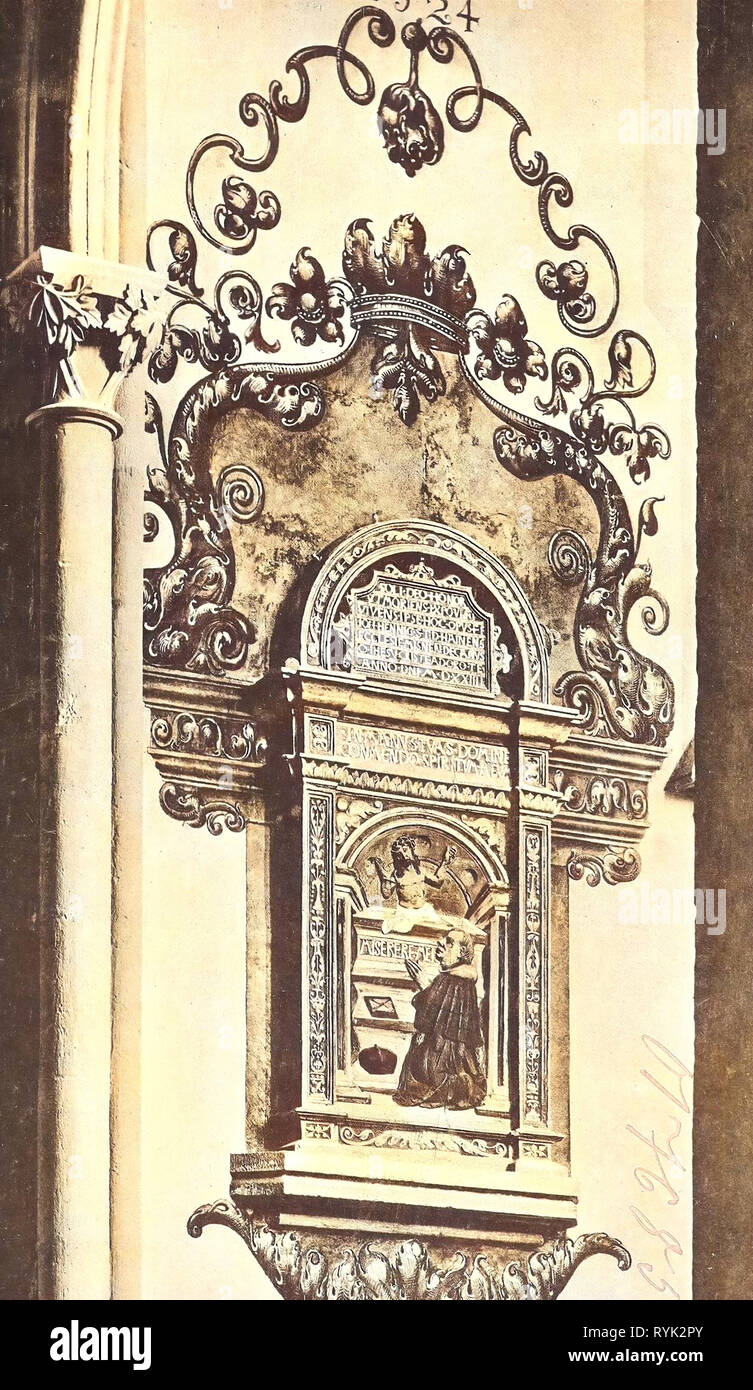 Interior of Meissen Cathedral, Epitaphs in Germany, 1914, Meißen, Wandrelief Hennig von Hayn Stock Photo