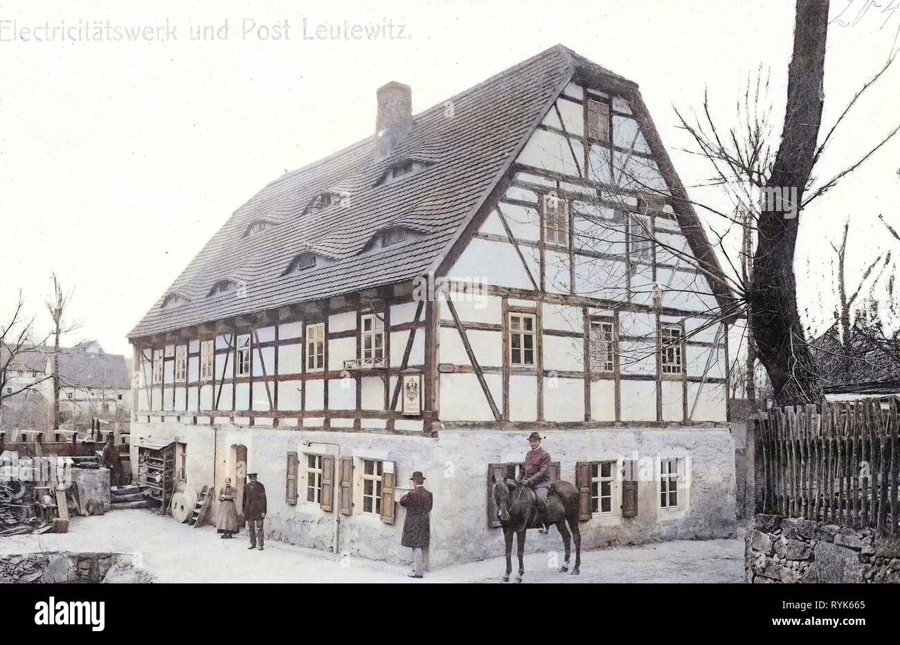 Horses of Landkreis Meißen, Industry in Saxony, Post boxes in Saxony, Post offices in Landkreis Meißen, Leutewitz (Käbschütztal), 1901, Landkreis Meißen, Leutewitz, Elektrizitätswerk und Post, Germany Stock Photo