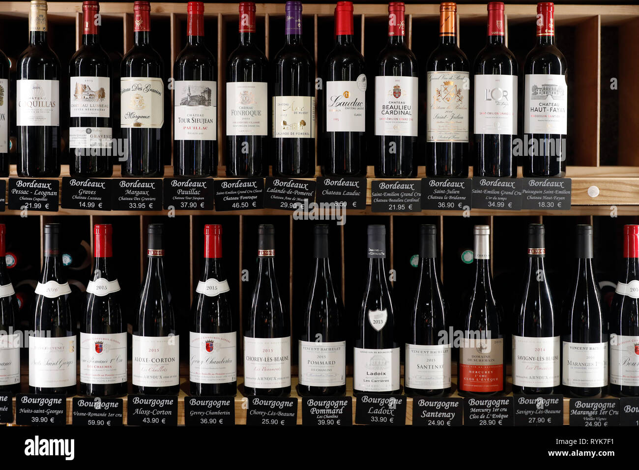 Wine shop. Selection of french wine for sale.    France. Stock Photo