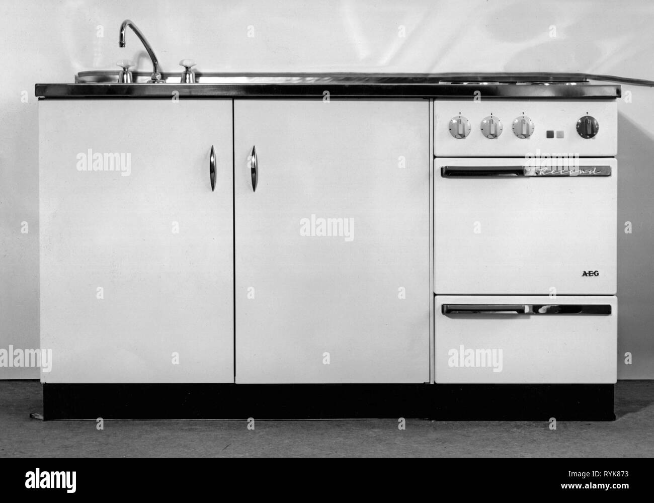household, kitchen and kitchen equipment, kitchen unit "Record" by "AEG
