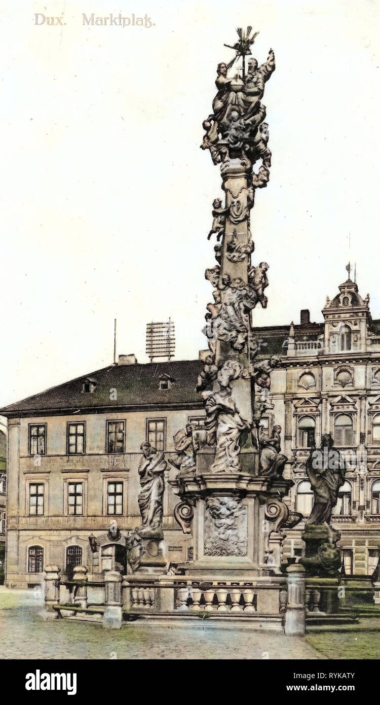 Náměstí Republiky (Duchcov), Buildings in Duchcov, Holy Trinity column