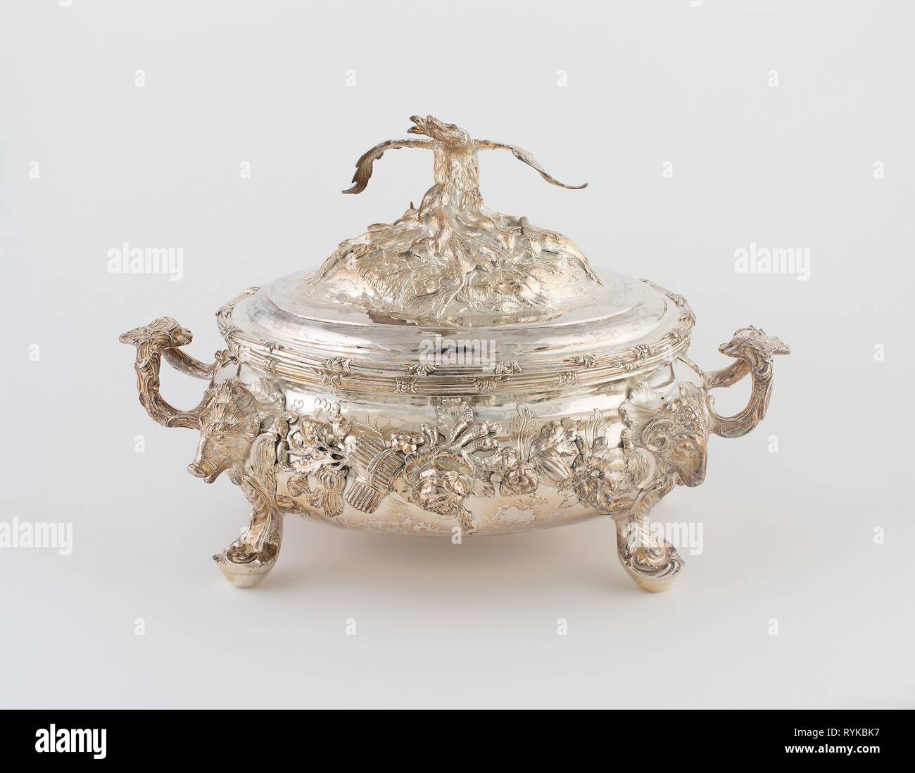 Tureen with Cover. Peter Archambo I; English, 1680-1768; London, England. Date: 1745-1746. Dimensions: H. 28.9 cm (11 3/8 in.). Silver. Origin: London. Museum: The Chicago Art Institute, Chicago, USA. Stock Photo
