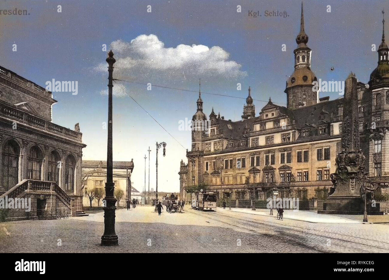 Dresden Castle, Trams in Dresden, Wettin Obelisk, Dresden, Hausmannsturm, Schinkelwache, Deutscher Pavillon (Zwinger, Dresden), 1915, Königliches Schloß mit Straßenbahn, Germany Stock Photo