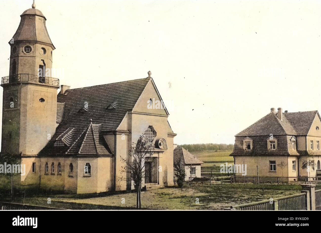 1915, Landkreis Bautzen, Königsbrück, Katholische Kapelle mit Wohnhaus, Germany Stock Photo