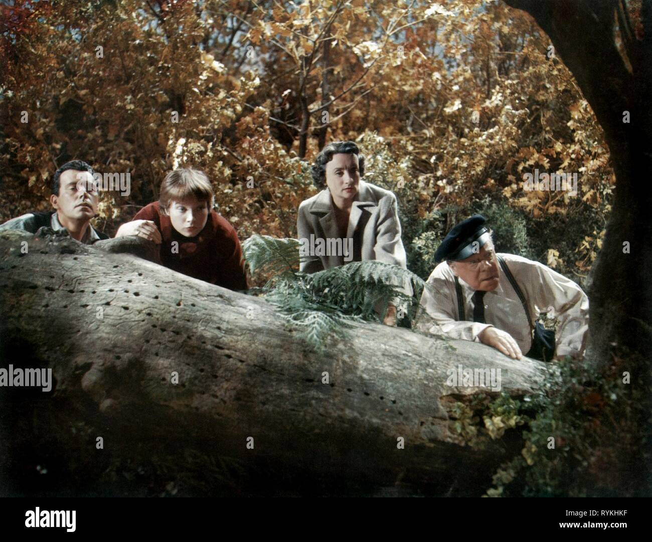 FORSYTHE,MACLAINE,NATWICK,GWENN, THE TROUBLE WITH HARRY, 1955 Stock Photo