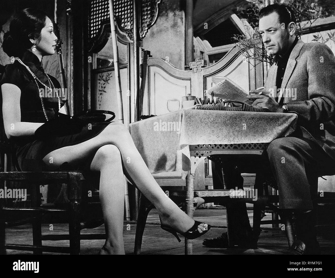 KWAN,HOLDEN, THE WORLD OF SUZIE WONG, 1960 Stock Photo