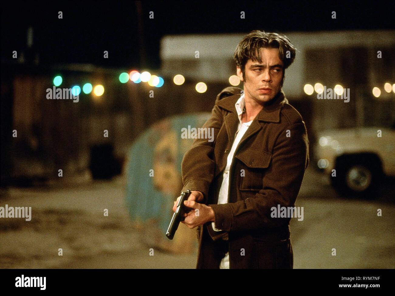 Way Gun Benicio Del Toro High Resolution Stock Photography And Images Alamy