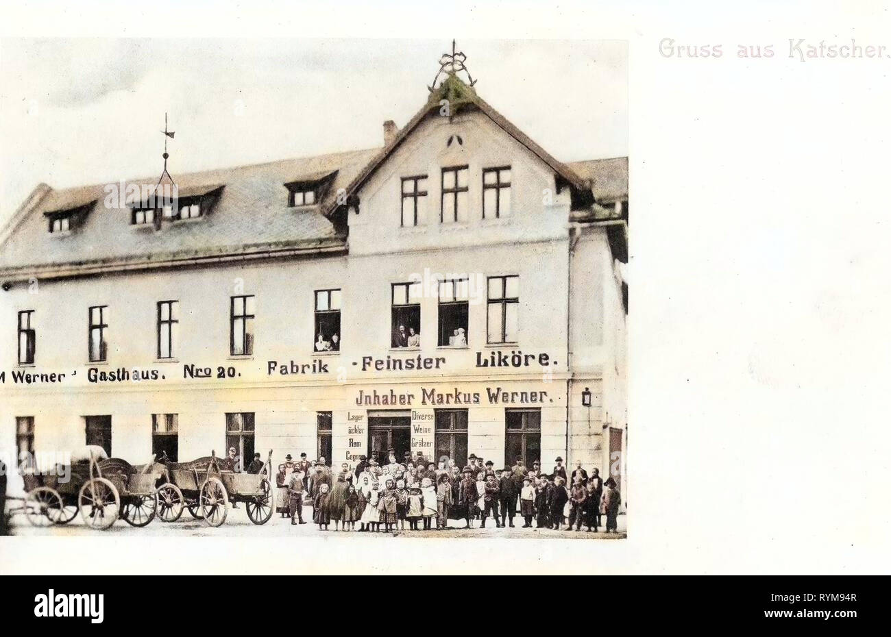 Restaurants in Opole Voivodeship, Leiterwagen, Kietrz, 1903 postcards, Katscher, 1903, Gasthaus mit Pferdewagen und Menschen Stock Photo