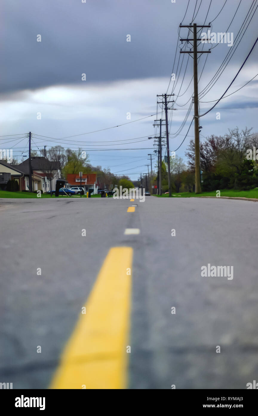 Yellow Street Lines High Resolution Stock Photography and Images - Alamy