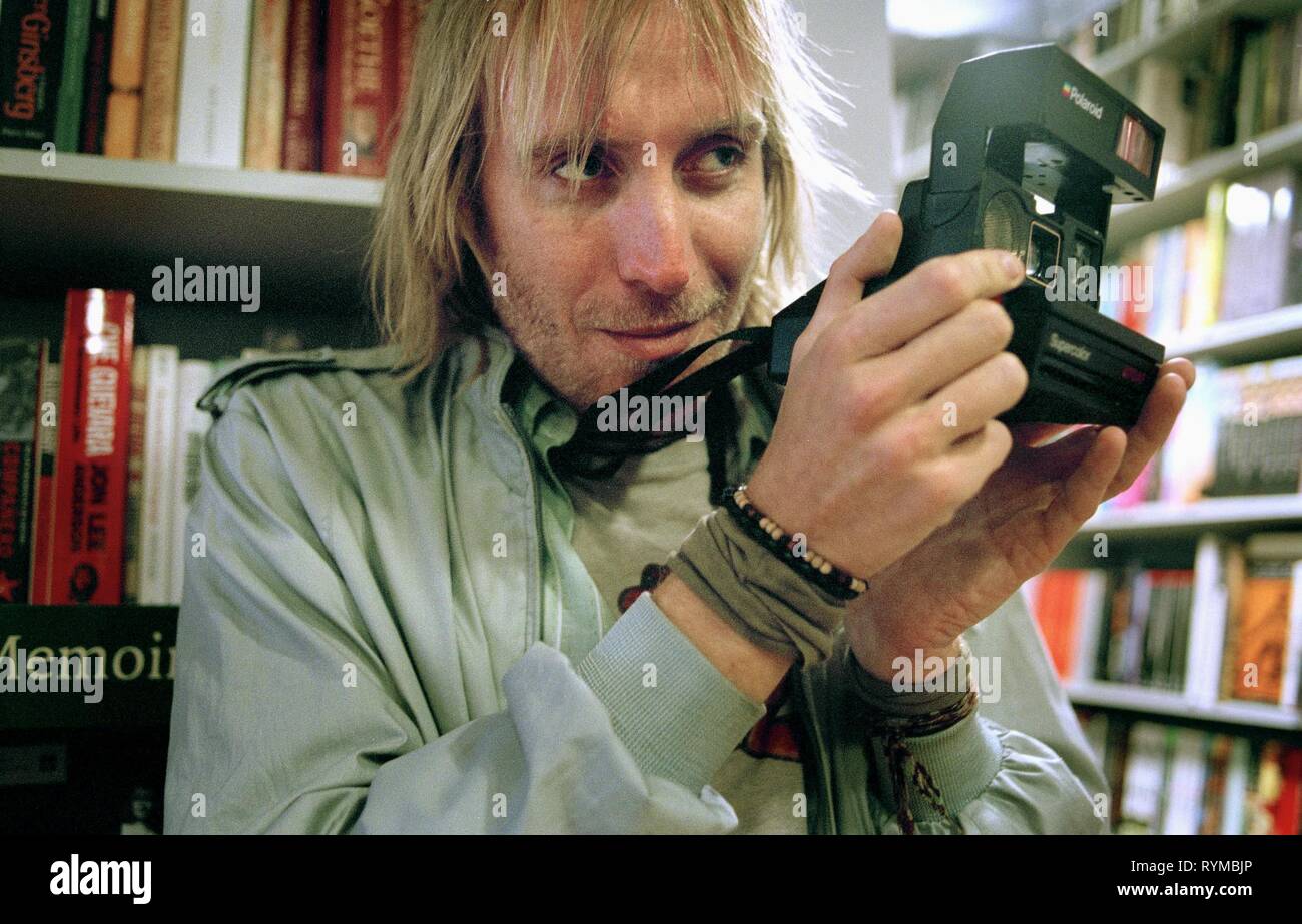 Enduring Love Film High Resolution Stock Photography And Images Alamy