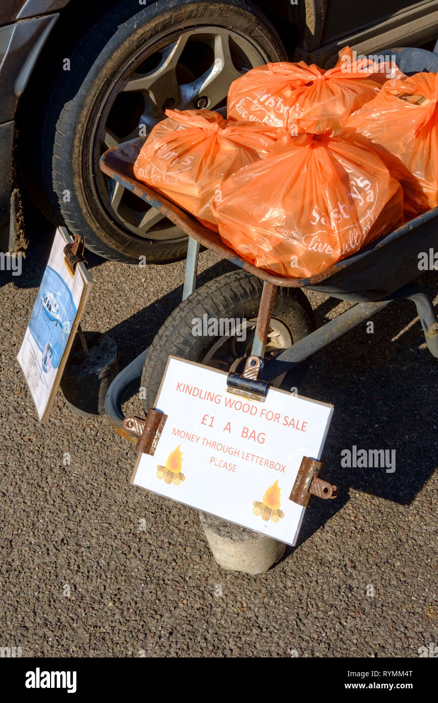 Kindling Stock Photos Kindling Stock Images Alamy