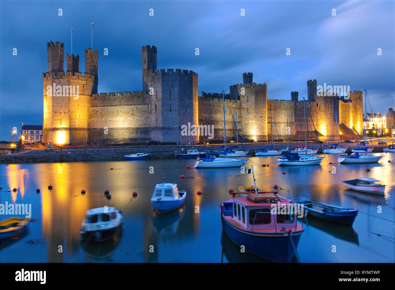 Caernafon Castle, North wales, UK Stock Photo Alamy