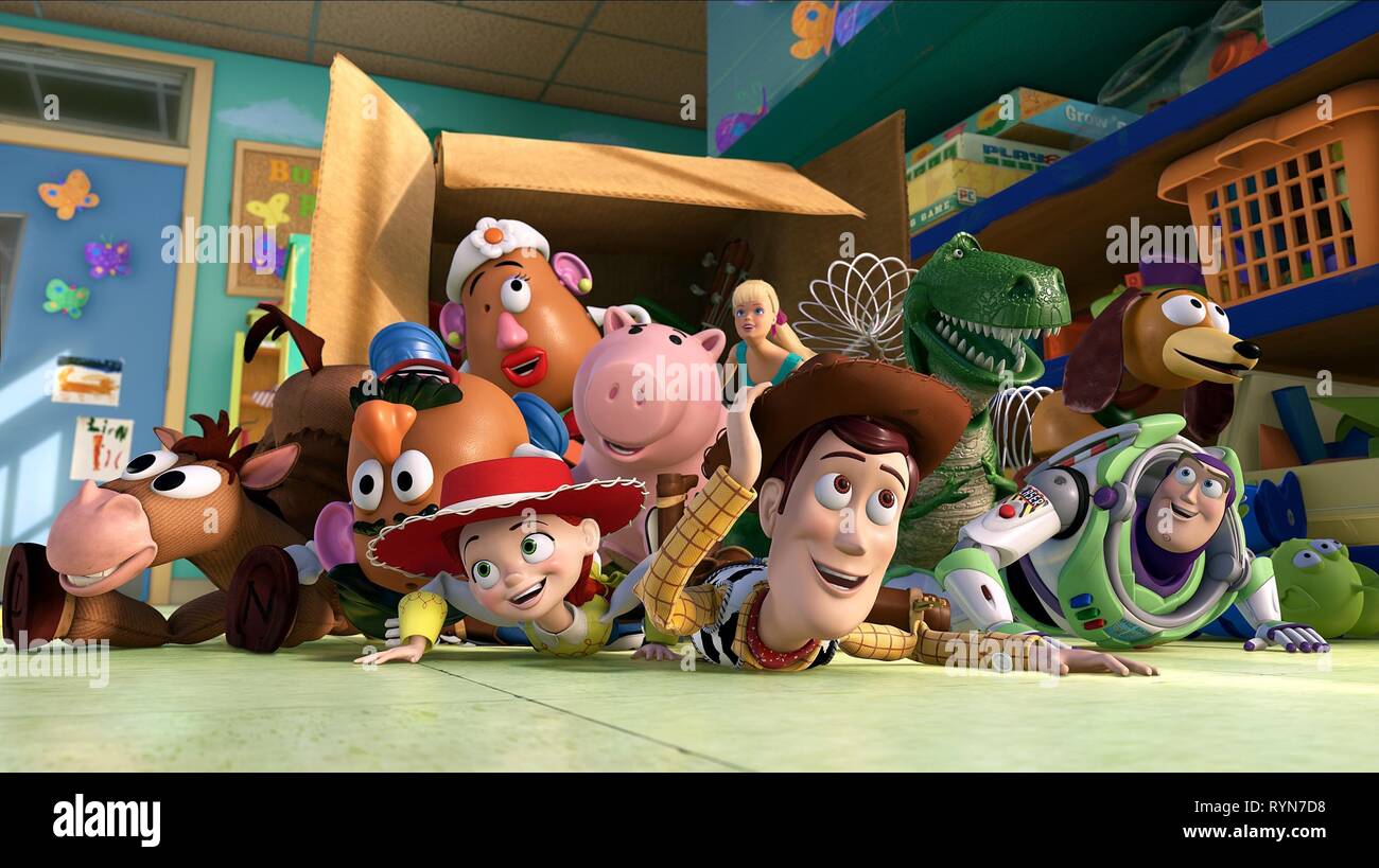 BULLSEYE, MR. POTATO HEAD, MRS. POTATO HEAD, JESSIE, HAMM THE PIGGY BANK, BARBIE, WOODY, REX, BUZZ LIGHTYEAR, SLINKY,ALIENS, TOY STORY 3, 2010 Stock Photo - Alamy