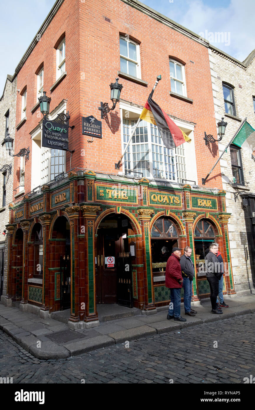 Quays bar dublin temple bar hires stock photography and images Alamy