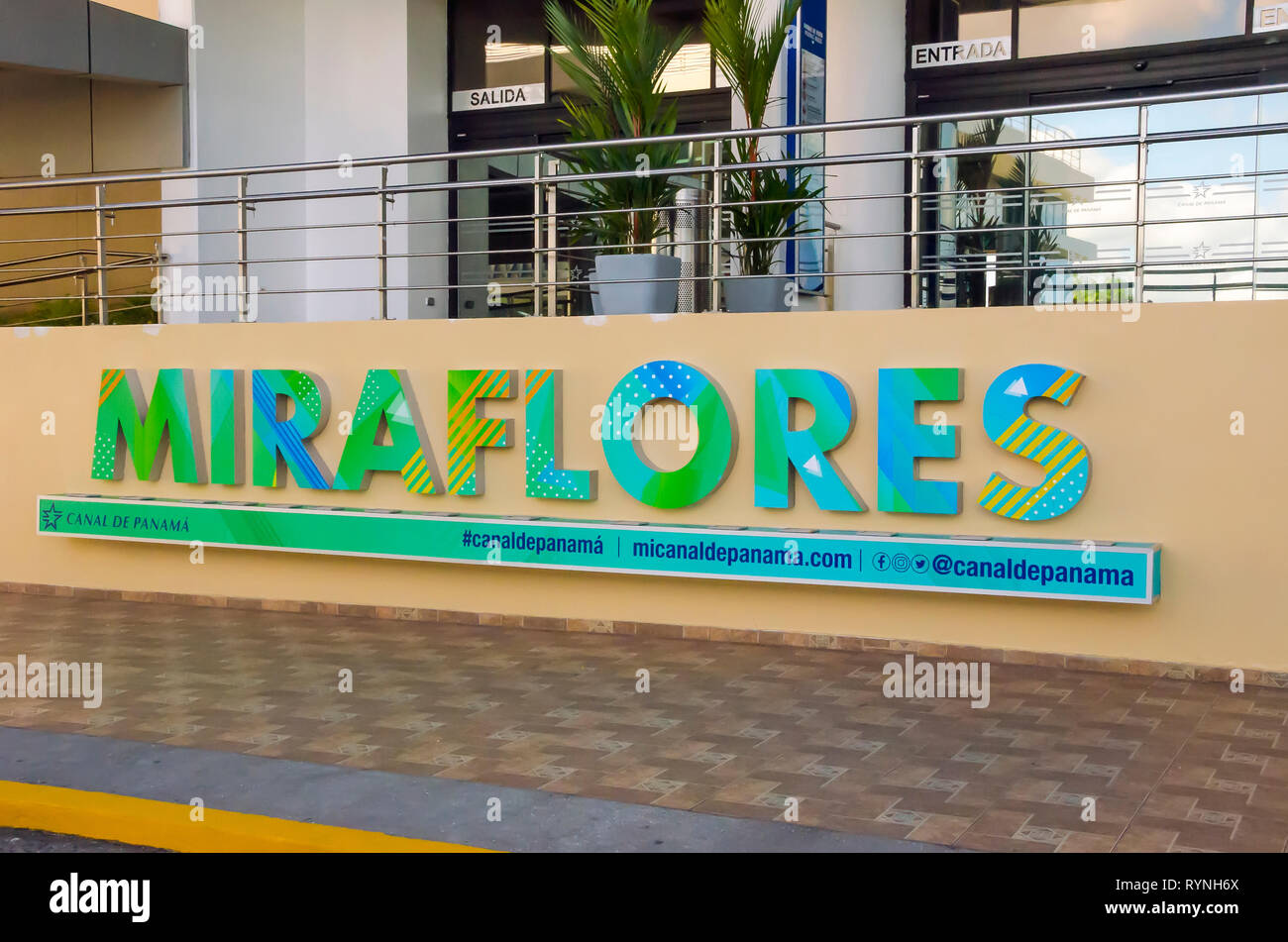 panama-canal-miraflores-visitor-center-stock-photo-alamy