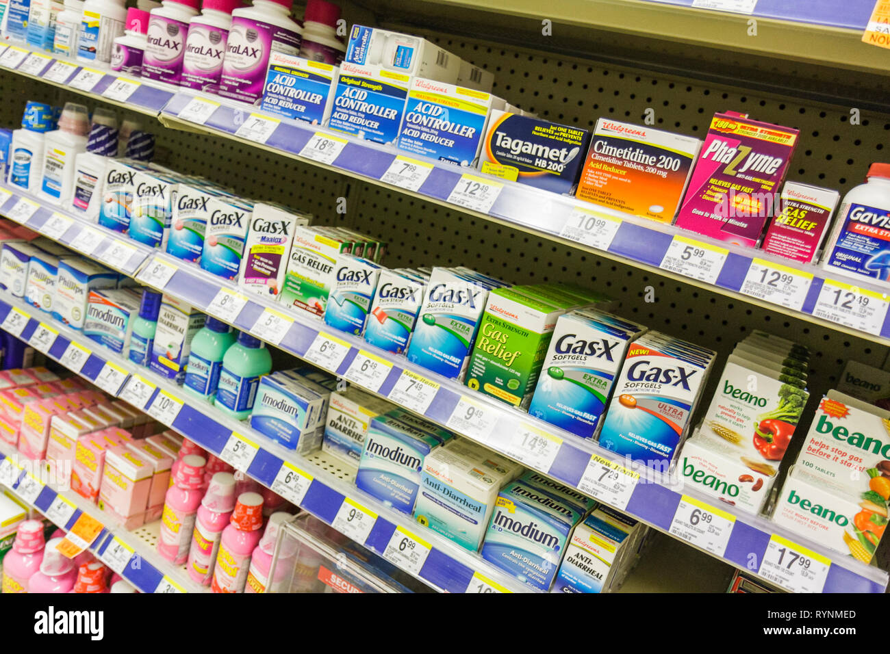 Pharmacy shelf hi-res stock photography and images - Alamy