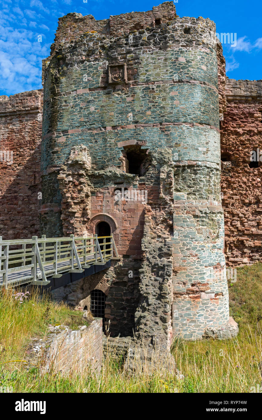 The Mid Tower, Tantallon Castle.  Near North Berwick, East Lothian, Scotland, UK Stock Photo