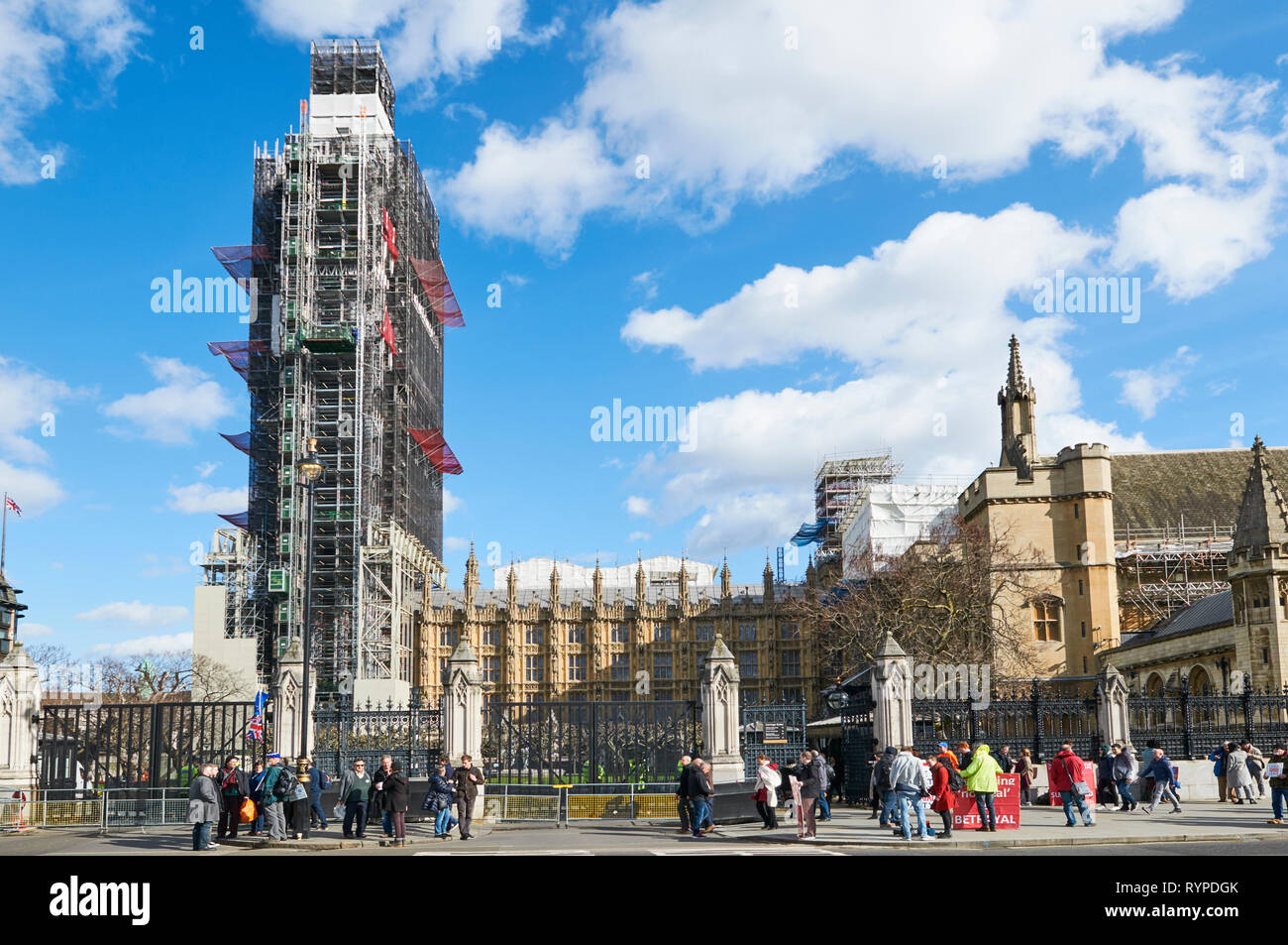 Westminster, London, UK. 14th Mar 2019. Brexit protesters in front of Westminster Palace on the 14th March 2019, the day of a crucial parliamentary vote over the possible extension to Brexit Credit: Richard Barnes/Alamy Live News Stock Photo