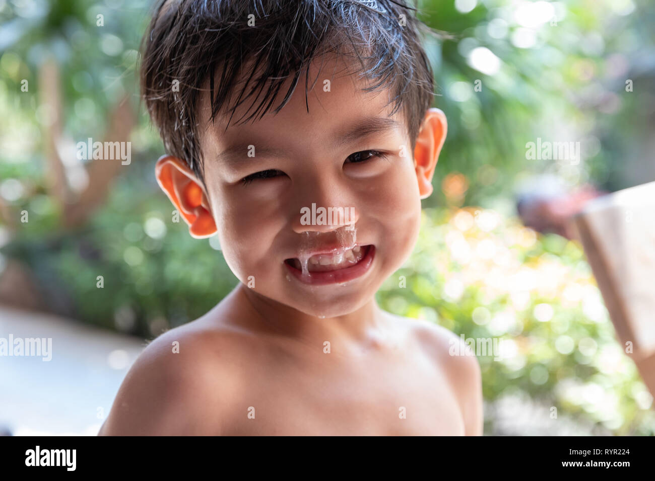 Clear snot hi res stock photography and images Alamy