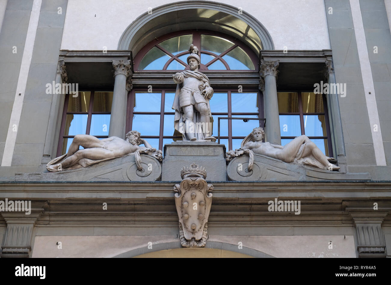 Sculptures on Uffizi Gallery, Florence, Italy Stock Photo Alamy