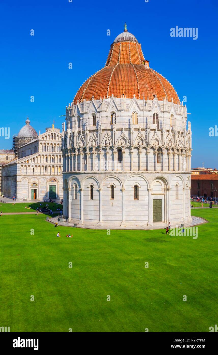 Baptistery and Cathedral view, Campo dei Miracoli, Pisa, Tuscany, Italy Stock Photo