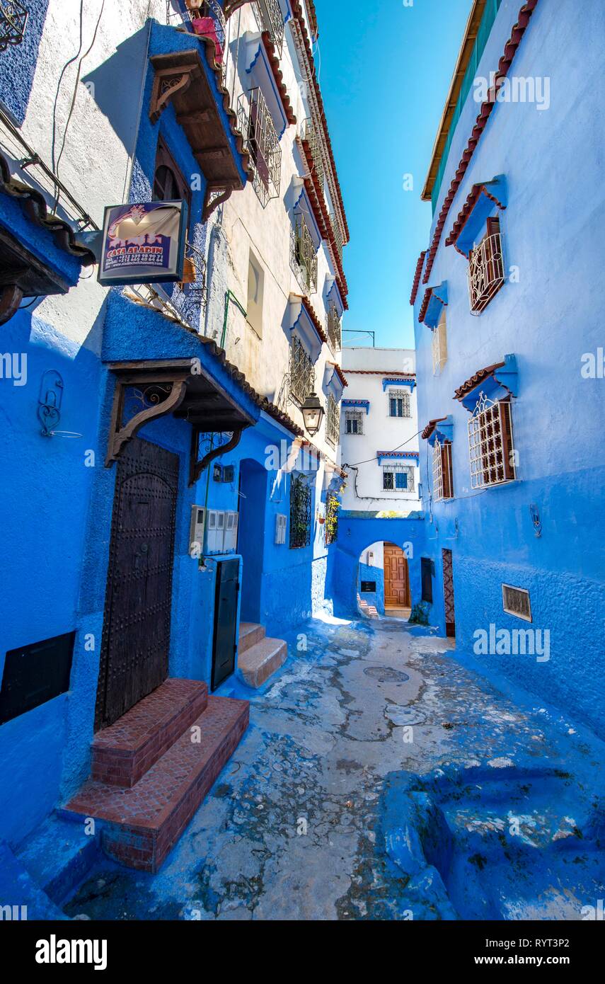 Narrow lane with blue houses, Medina of Chefchaouen, Chaouen, Tanger-Tétouan, Morocco Stock Photo