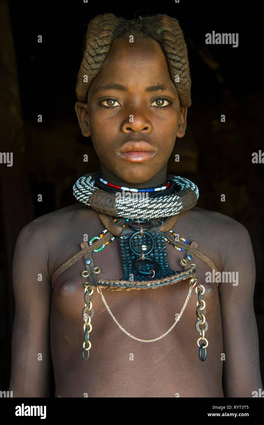 Pretty Himba girl, Portrait, Kaokoland, Namibia Stock Photo - Alamy