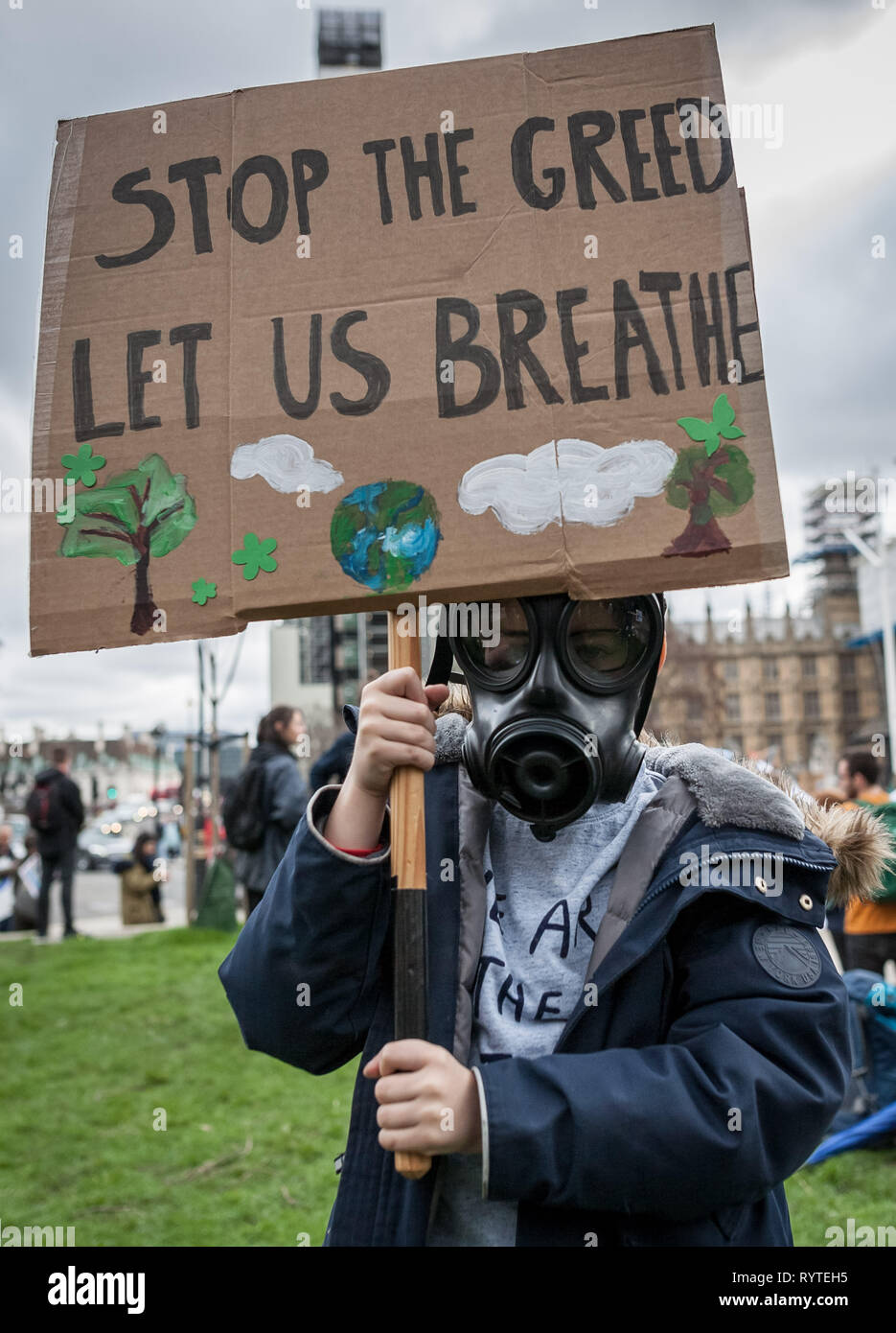 London, UK. 15th March 2019. Youth Strike 4 Climate / Fridays For Future nationwide climate change protest action. Credit: Guy Corbishley/Alamy Live News Stock Photo