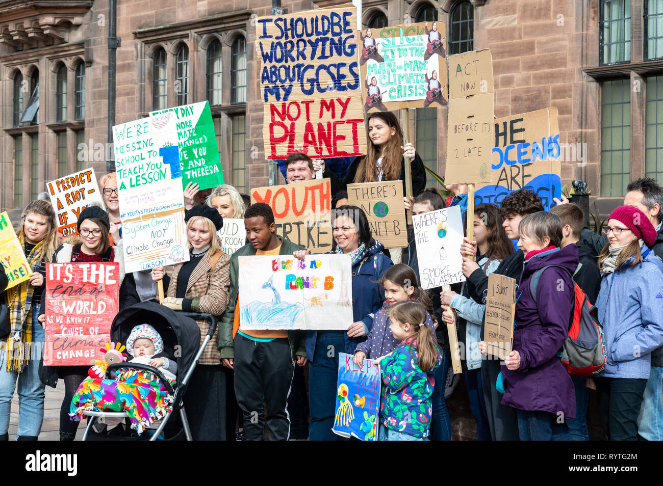 Coventry, West Midlands, UK. 15th March, 2019. Students protest outside the Coventry Council House to raise awareness of the issue of climate change. Credit Dave Coote/Alamy Live News Stock Photo