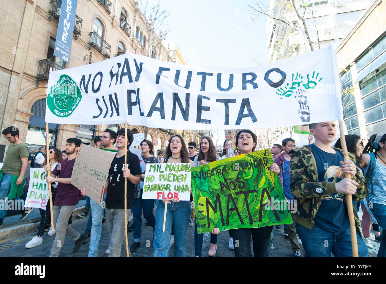 Seville, Spain. 15th Mar 2019. Hundreds of young people took to the street to join the Fridays for Future movement. Demanding that we change politics and save our planet. Worldwide on 16th March 2019 thousands of people marched for better climate policies. Credit: Claudia Wiens/Alamy Live News Stock Photo