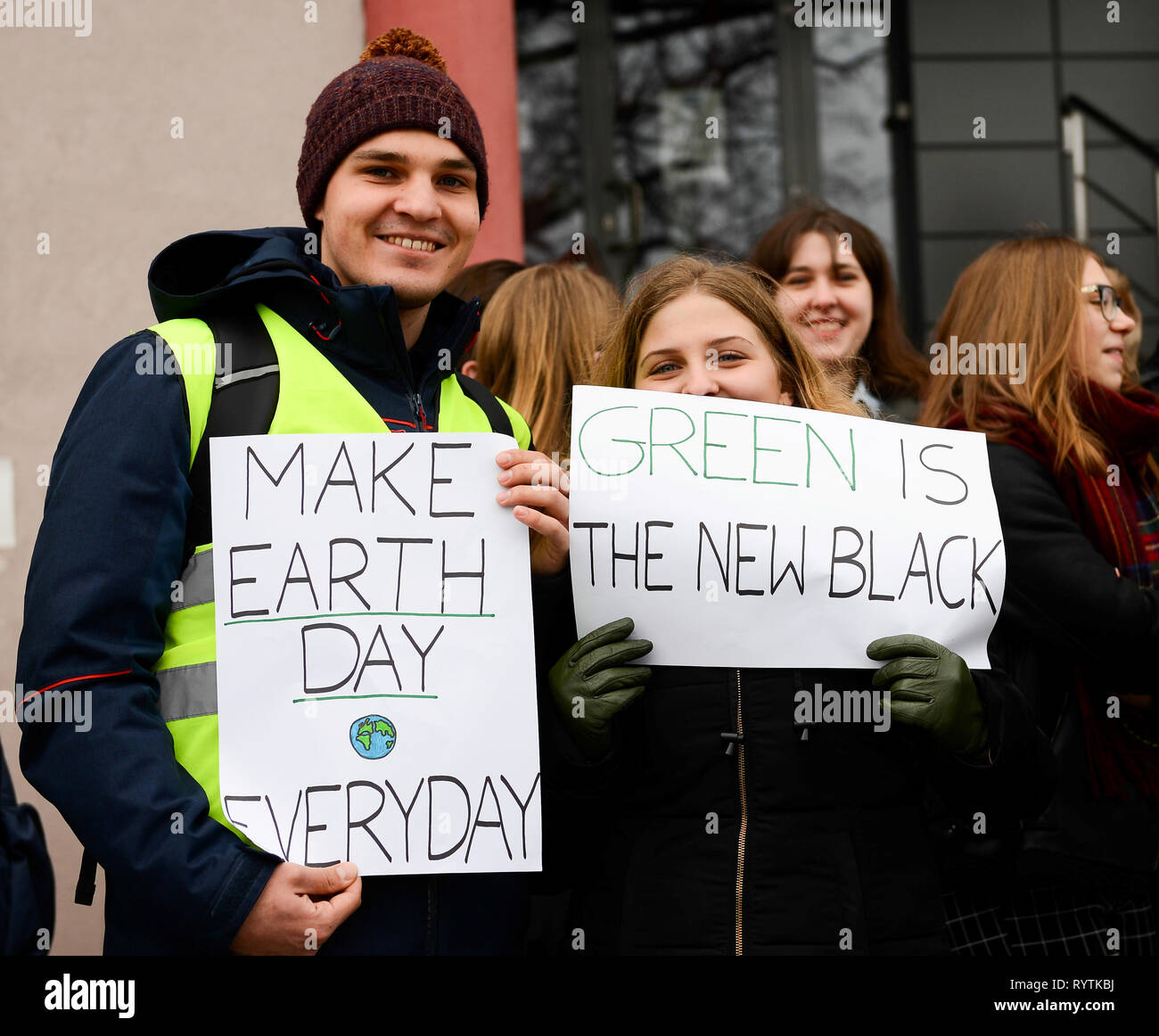 Belchatow, Poland. 15th Mar, 2019. School students prostest against climate changes on March 15, 2019 in Belchatow, Poland. Credit: East News sp. z o.o./Alamy Live News Stock Photo