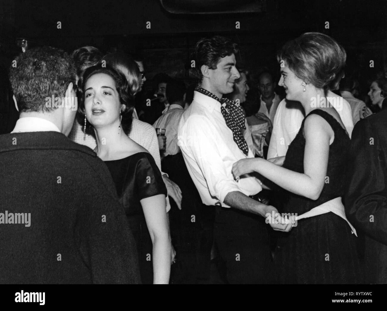 festivities, parties, Christina Paolozzi is dancing twist on the Blind Date Ball, New York City, 20.12.1961, Additional-Rights-Clearance-Info-Not-Available Stock Photo