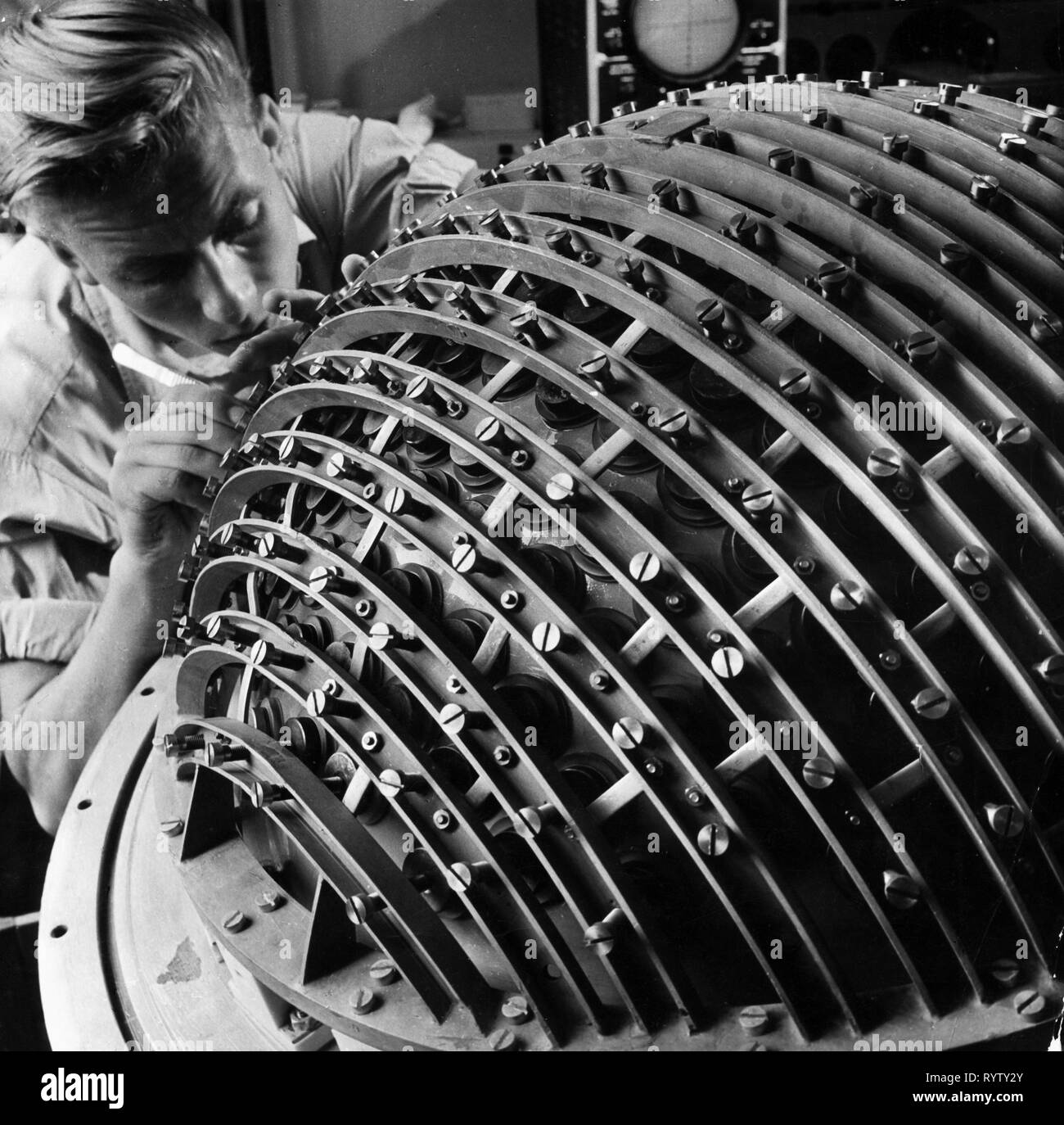 technology, general, supersonic, high voltage - supersonic concentrator, institute for acoustics, academy of sciences, USSR, circa 1960, Additional-Rights-Clearance-Info-Not-Available Stock Photo