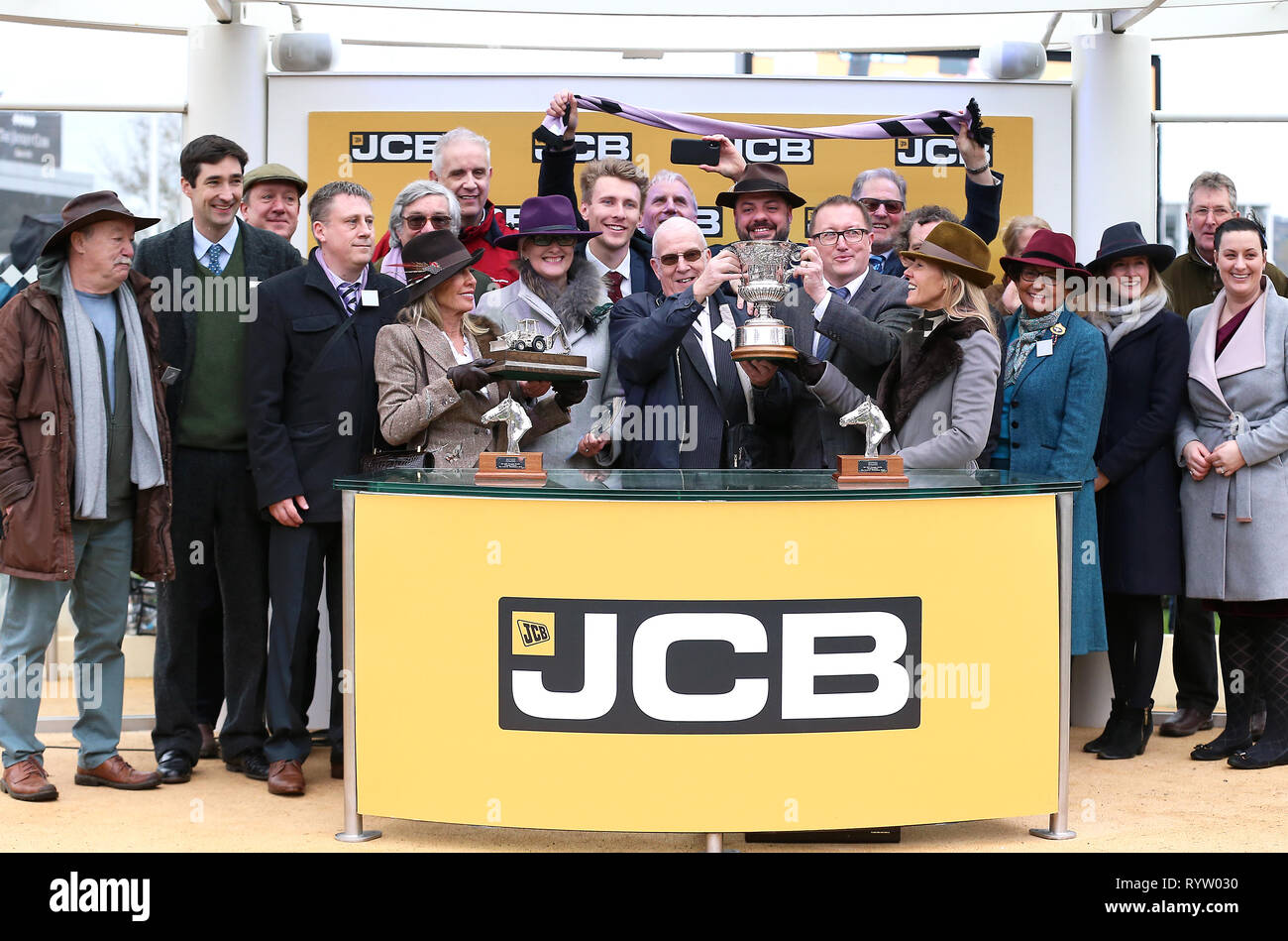 Victory Owners Group >> Owners Group 31 Celebrate Victory In The Jcp Triumph Hurdle Victory Owners Group >> Owners Group 31 Celebrate Victory In The Jcp Triumph Hurdle