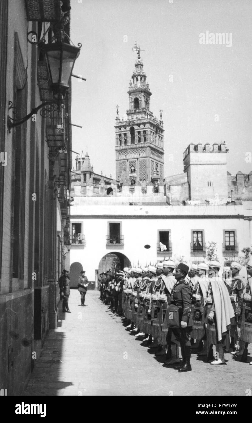 military, Spain, army, guards, Moroccan Guards, parade at the visit of Generalissimo Francisco Franco in Seville, 17.4.1953, Additional-Rights-Clearance-Info-Not-Available Stock Photo
