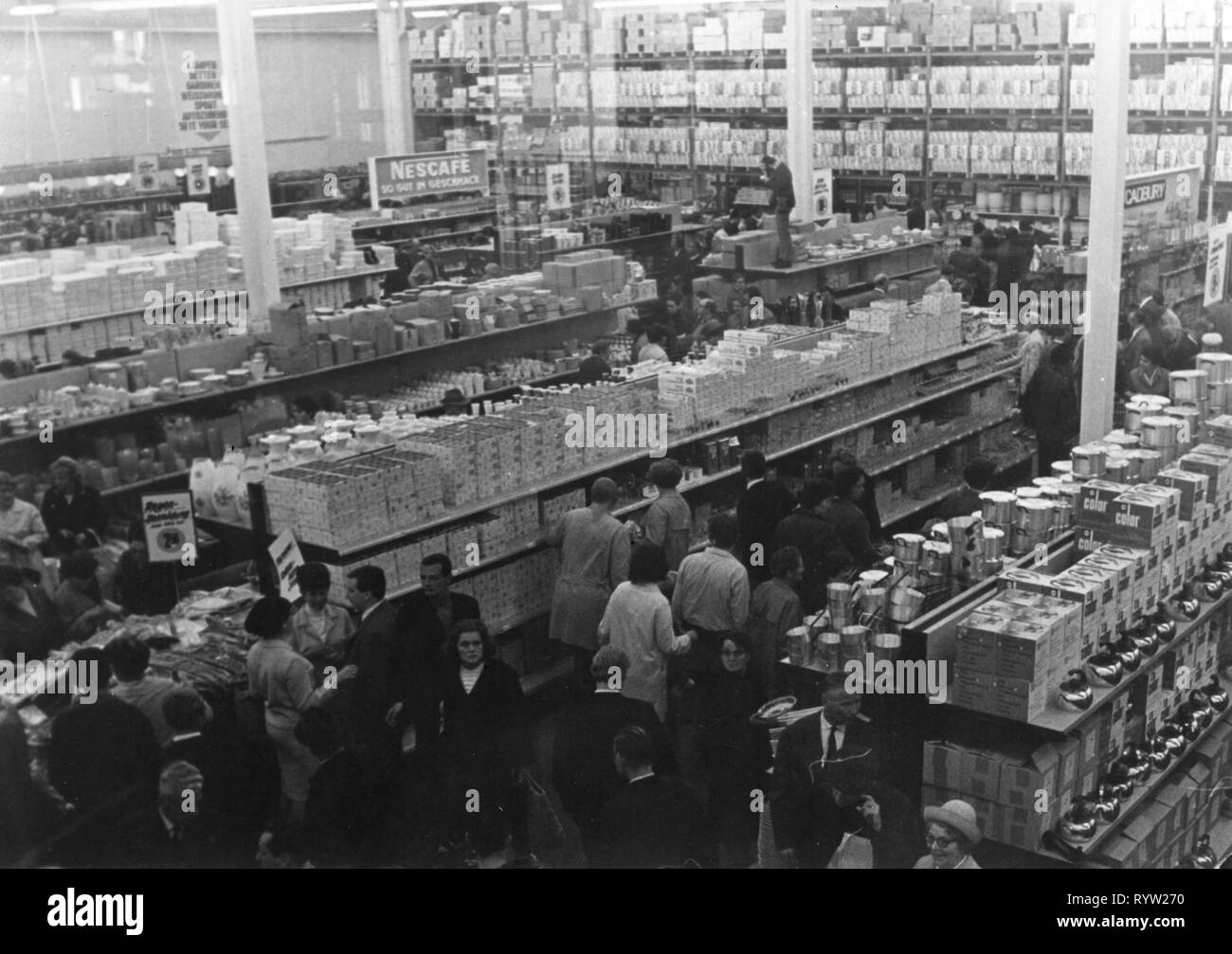 trade, supermarket, Hamburg, circa 1970, Additional-Rights-Clearance-Info-Not-Available Stock Photo