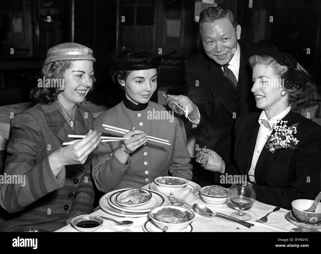 Chinese restaurant 1960s hires stock photography and images Alamy