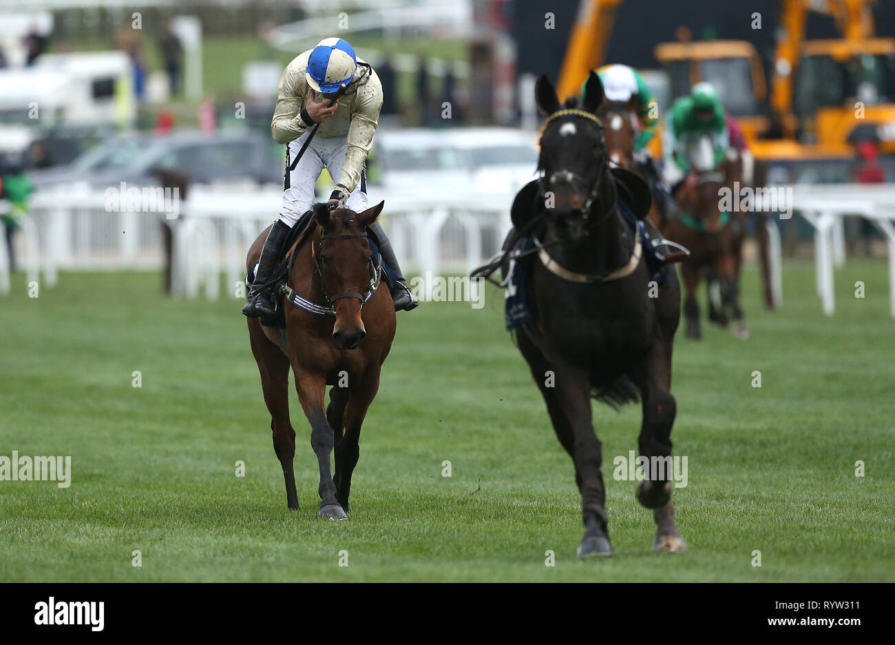 Jockey alex edwards celebrates hi-res stock photography and images - Alamy