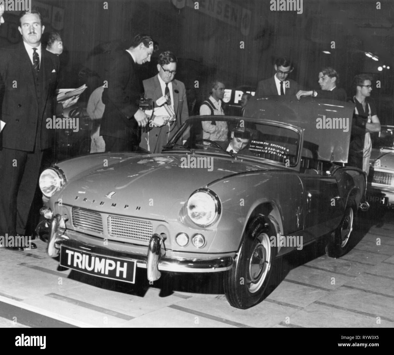 transport / transportation, car, vehicle variants, Triumph Spitfire, view from ahead left, British International Motor Show, Earls Court, London, 16.10.1962, Additional-Rights-Clearance-Info-Not-Available Stock Photo