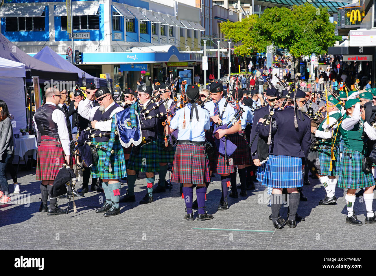 men in kilts 2018