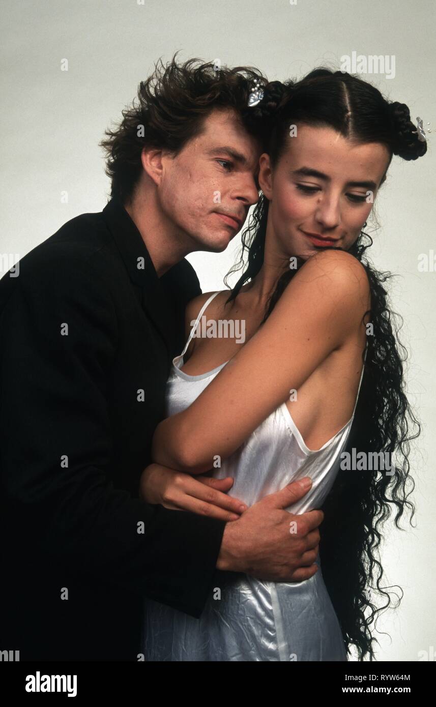 Actors Denis Lavant and Romane Bohringer perform Romeo and Juliet by William Shakespeare, in a Production of the Théâtre du Gymnase in Marseille and Théâtre du Rond Point in Paris. 1995 Stock Photo