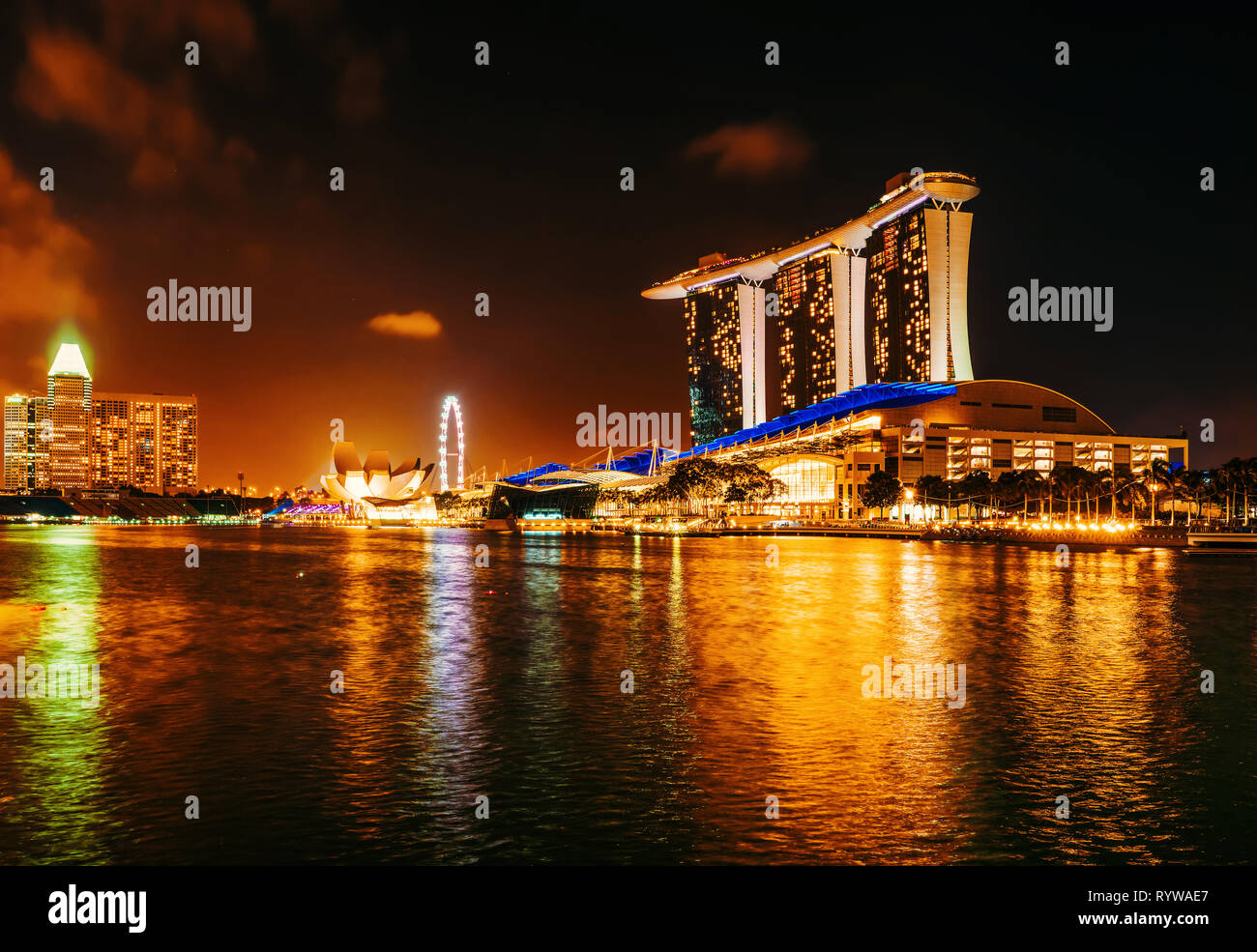 Louis Vuitton Building Marina Bay Singapore High-Res Stock Photo - Getty  Images