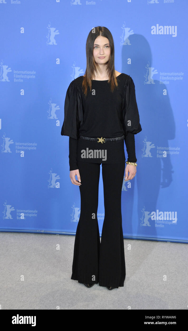 69th Berlin International Film Festival Piranhas Photocall 69th-berlin-international-film-festival-piranhas-photocall