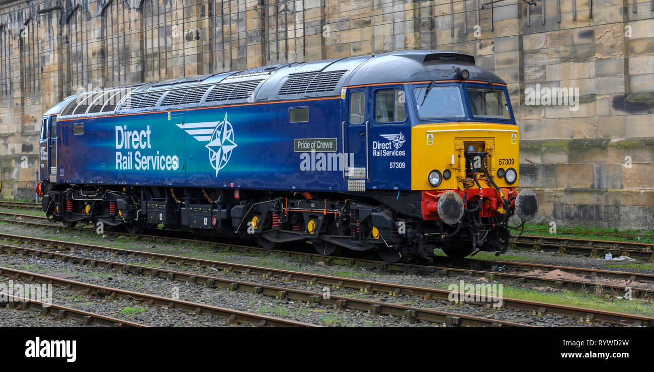 British Rail Class 57 diesel locomotive 57309 Pride of Crewe at Carlisle Citadel Railway Station, Carlisle, Cumbria, England, UK Stock Photo