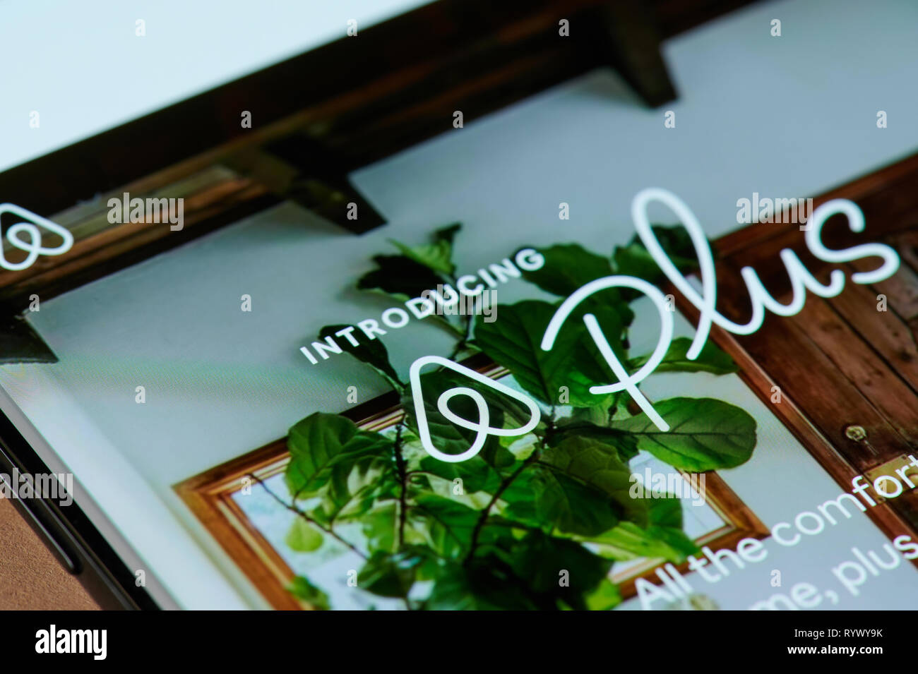Airbnb plus application hires stock photography and images Alamy