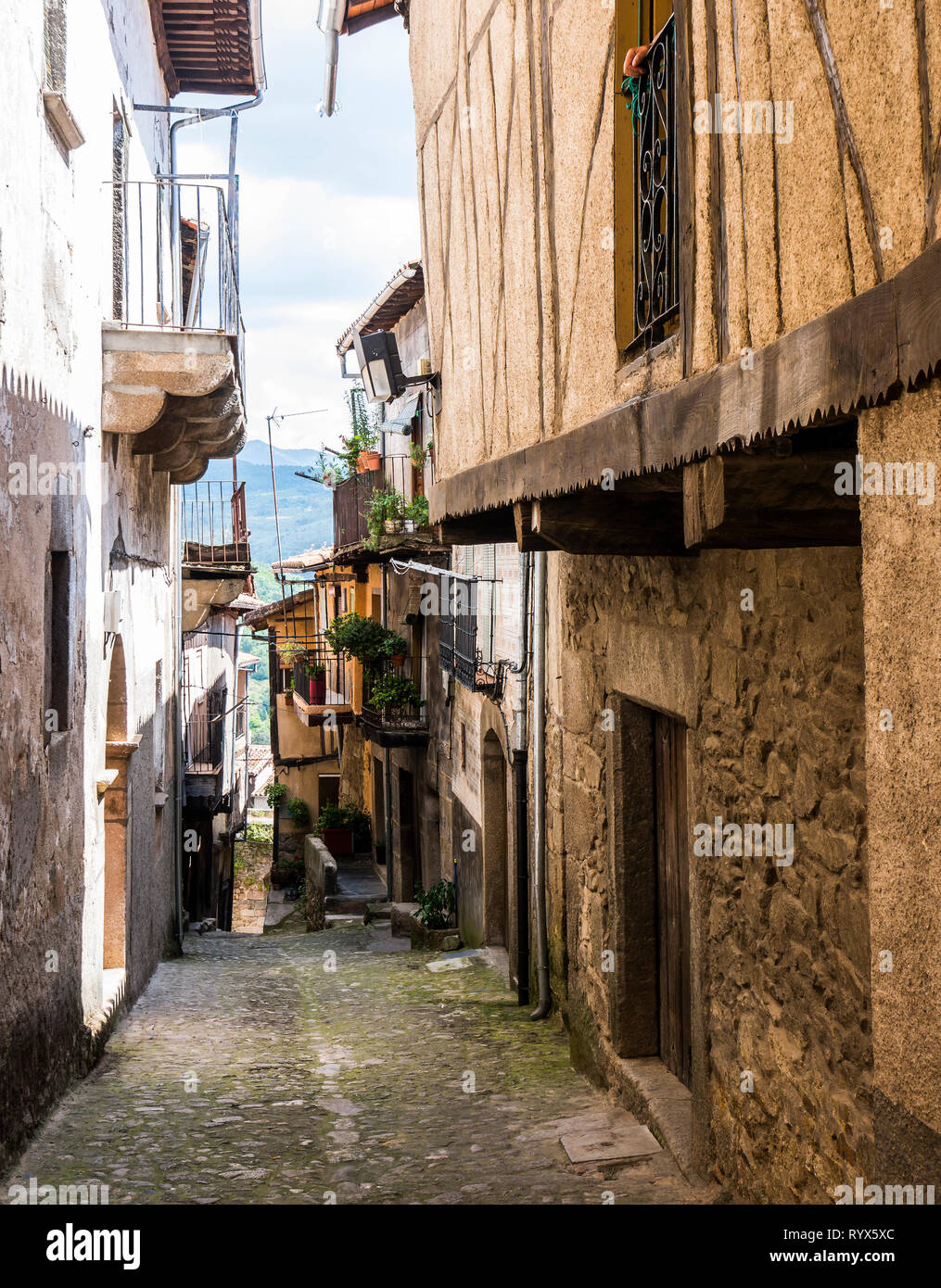 Calle típica. Miranda del Castañar. Sierra de Francia. Salamanca. Castilla León. España. Stock Photo