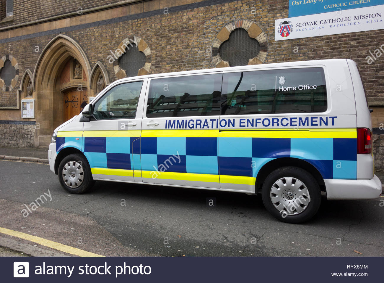 Immigration Enforcement London Uk Vans Stock Photos & Immigration