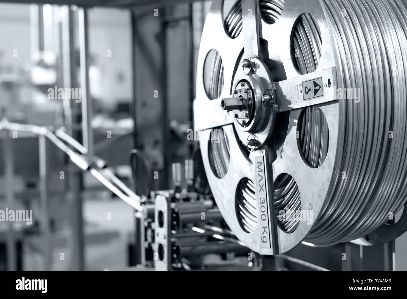 Titanium alloy hires stock photography and images Alamy